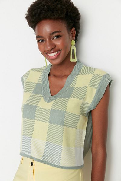 Trendyol Collection Strickweste - Grün - Regular Fit