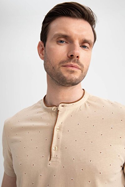 DeFacto Modern Fit High Collar Cotton Combed T-Shirt