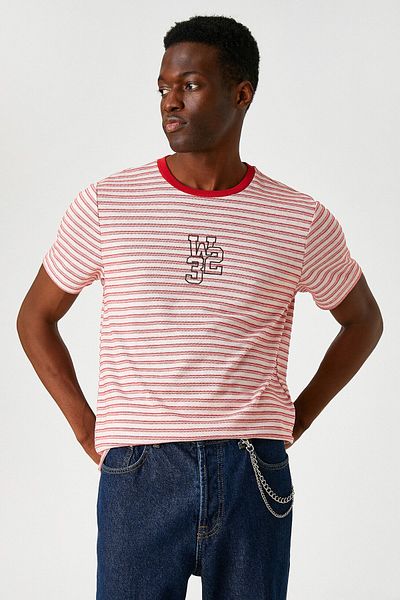 Koton Men's Red Striped T-Shirt 2SAM11239HK