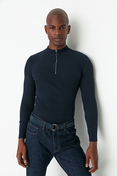 Trendyol Collection Marineblauer Slim-Fit-Pullover aus Baumwolle mit halbem Rollkragen und Reißverschluss TMNAW20KZ1034