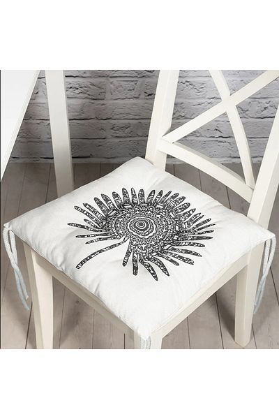 Realhomes Black and White Flower Designed Modern Pouf Chair Cushion