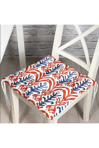 Realhomes Blue Red Damask Motif Fluffy Chair Cushion