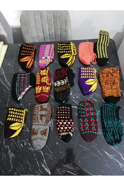 İRNUKA 15-Piece Dowry Gift Knitted Booties