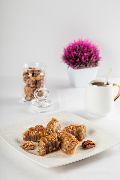 Burbella Glutensiz Glutensiz Cevizli Burma Baklava 500 gr