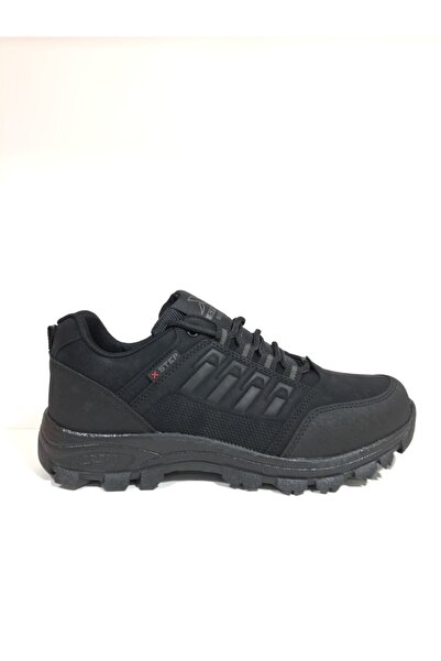 XStep Black Men's Trekking Shoes