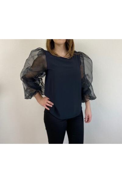 Kinzi Women's Black Blouse