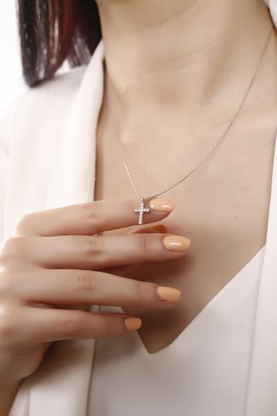 Lia Berto Zirkon Taşlı Haç 925 Ayar Gümüş Kolye