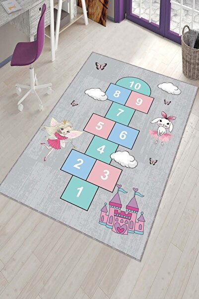 RugViva Makinede Yıkanabilir Kaymaz Tabanlı Seksekli Kız Çocuk Halısı Ar1130