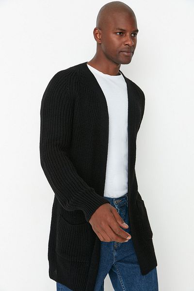 Trendyol Collection Langer schwarzer Strick-Cardigan - Regular Fit, mit Taschen TMNAW21HI0297