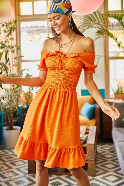 Olalook Kadın Turuncu Gipeli Yakası Bağlamalı Kloş Elbise Elbise