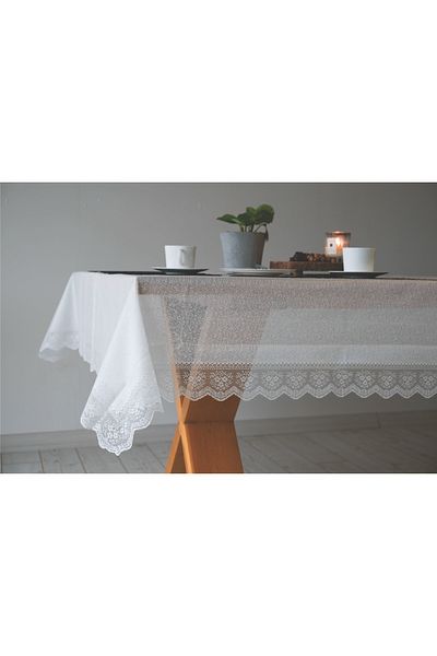 Papion Home Oleander Patterned Knitted Tablecloth