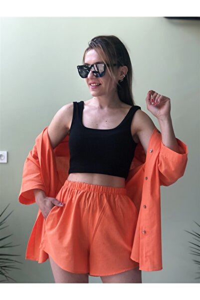 Gözde Tasarım Butik Чорний фітнес-топ стандартного розміру з V-подібним вирізом