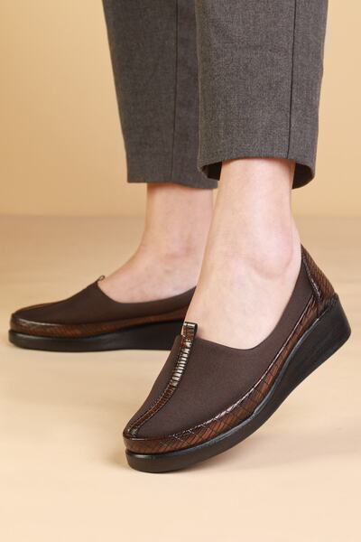 Yüce 203 حذاء الأم اليومي من Poly Sole