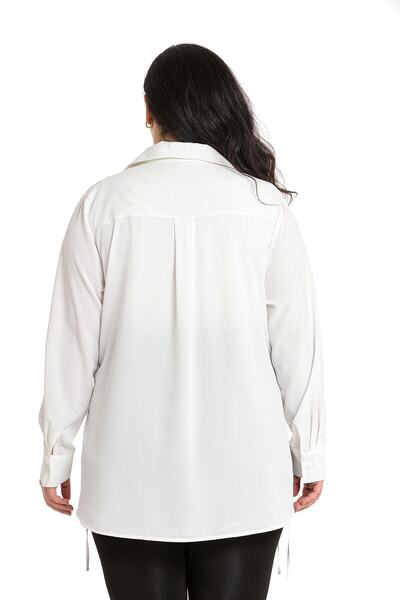 DISENTIS MODEST Nagy méretű, levélnyomott női fehér ing oldalsó nyakkendővel