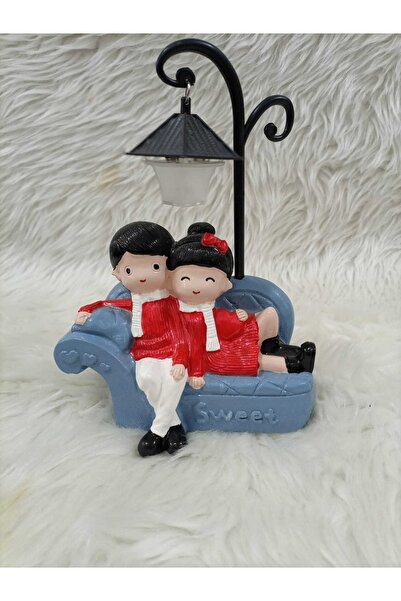 Hobi Trendim Koltukta Oturan Çift