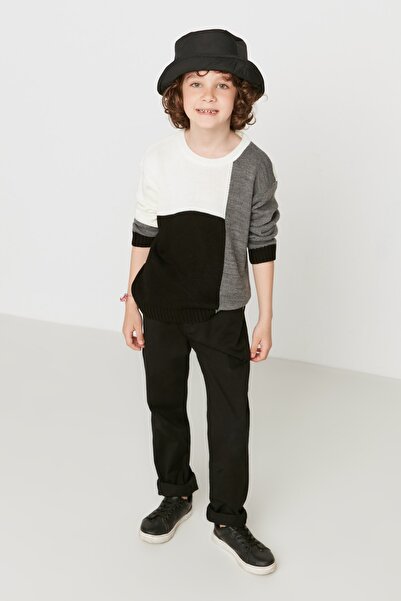 TRENDYOLKIDS Tarka fiú kötöttáru pulóver