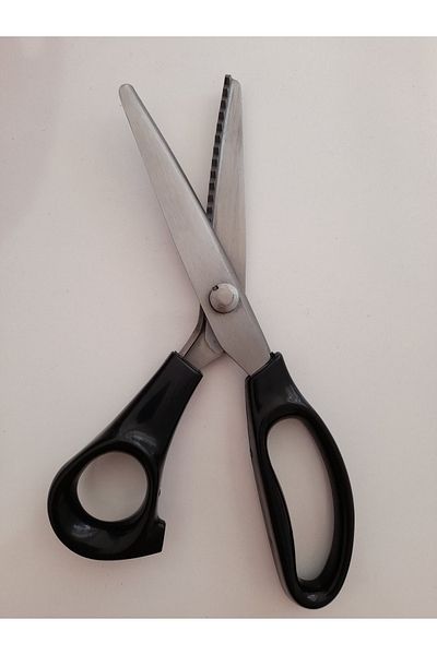 Taksun Overlapped Zig Zag Scissors