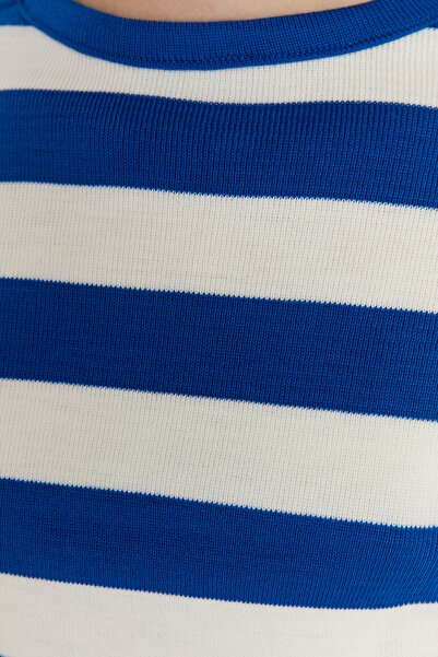 Trendyol Collection Navy Blue Crop Basic Striped Knitwear Svetr TWOAW23KZ00034