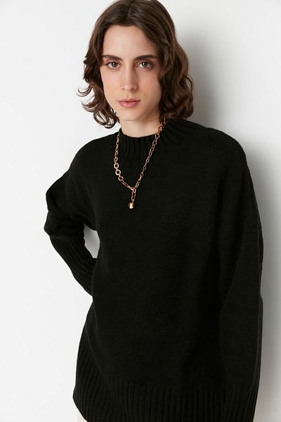 Trendyol Collection Pulover negru cu textura moale, tricotaj de bază, TWOAW23KZ00490