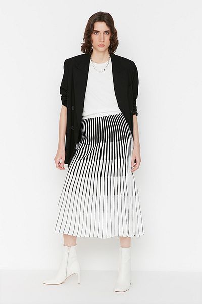 Trendyol Collection Barva Blocked Ecru Midi Knitwear Sukně - TWOSS20ET0195