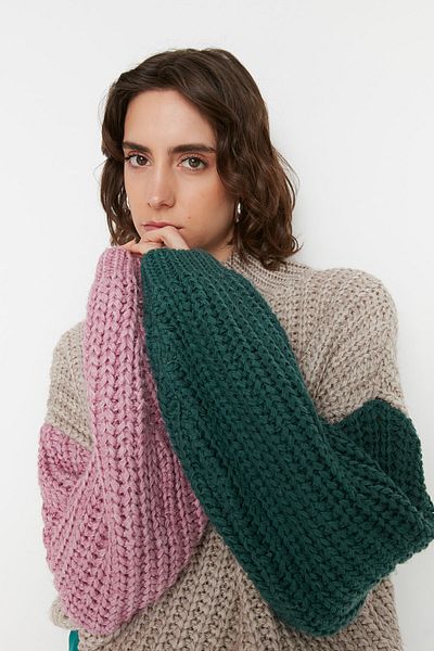 Trendyol Collection Stone Wide Fit Soft Textured Color Block Knitwear Sweater TWOAW21KZ0271