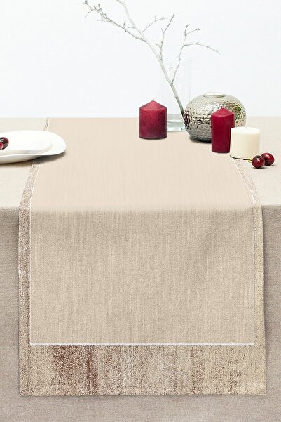 Realhomes Krem Rengi Özel Tasarım Dijital Baskılı Dikişli Raşel Örme Runner