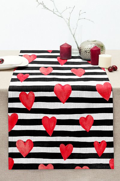 Realhomes Valentine's Day Themed Special Design Digital Printed Modern Stitched Raschel Knitted Runner
