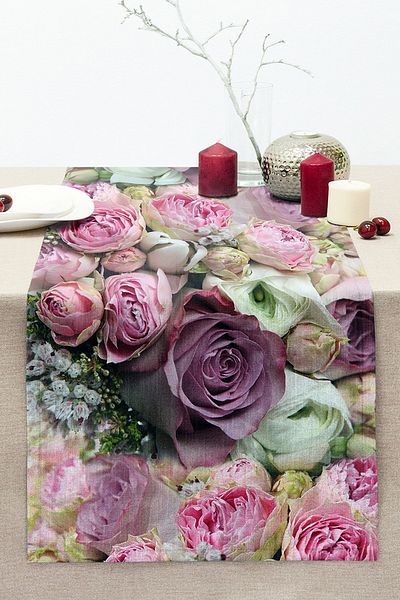 Realhomes Pink Roses Digital Printed Decorative Stitched Raschel Knitted Runner