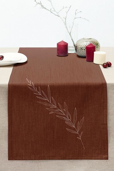 Realhomes Digital Printed Modern Stitched Raschel Knitted Runner with Leaf Pattern on Colorful Background