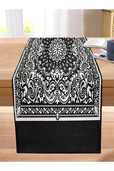 Realhomes Modern Stitched Raschel Knitted Runner with Damask Motif