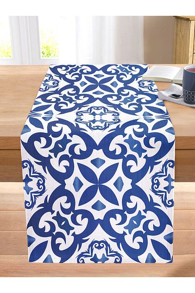 Realhomes Digital Printed Modern Stitched Raschel Knitted Runner with White Background Tile Pattern