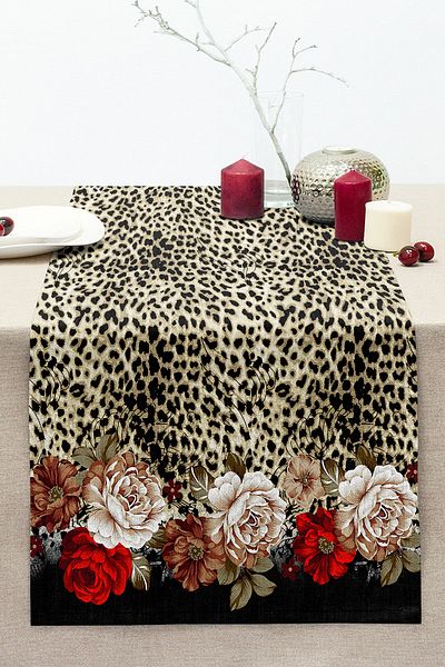 Realhomes Leopard Patterned Special Design Digital Printed Modern Stitched Raschel Knitted Runner