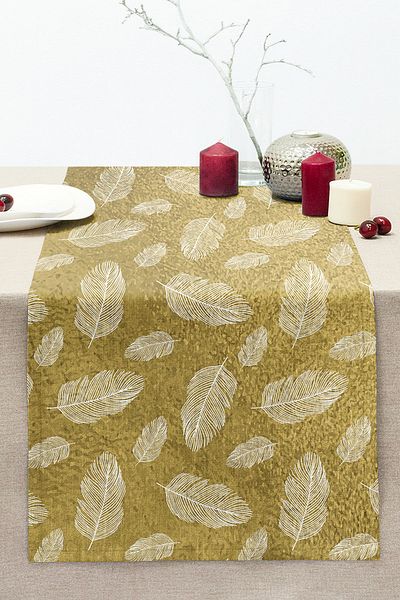 Realhomes White Colored Leaf Patterned Digital Printed Modern Stitched Raschel Knitted Runner on Gold Background