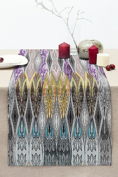 Realhomes Geometric Patterned Special Design Digital Printed Modern Stitched Raschel Knitted Runner