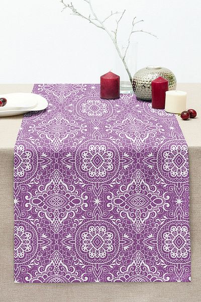 Realhomes Digital Printed Decorative Stitched Rahel Knitted Runner with Damask Figures