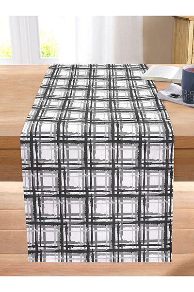 Realhomes Gray Toning Digital Printed Special Design Stitched Raschel Knitted Runner on Grid Floor