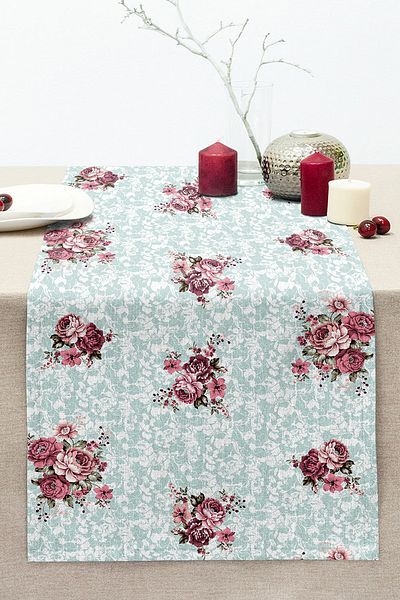 Realhomes Cherry Rotten Colored Rose Design Decorative Stitched Raschel Knitted Runner