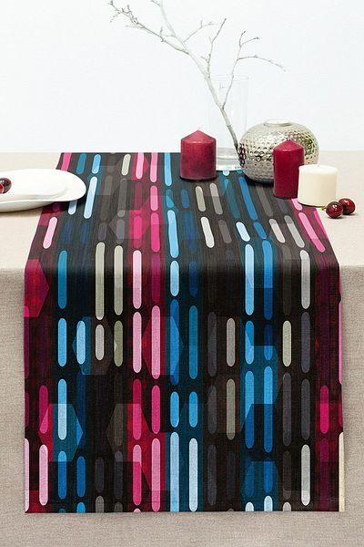 Realhomes Geometric Motifs Special Design Digital Printed Stitched Raschel Knitted Runner