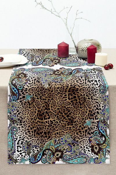 Realhomes Spring Special Design Digital Printed Modern Stitched Raschel Knitted Runner