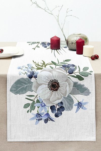 Realhomes Pastel Blue Rose Patterned Digital Printed Decorative Stitched Raschel Knitted Runner