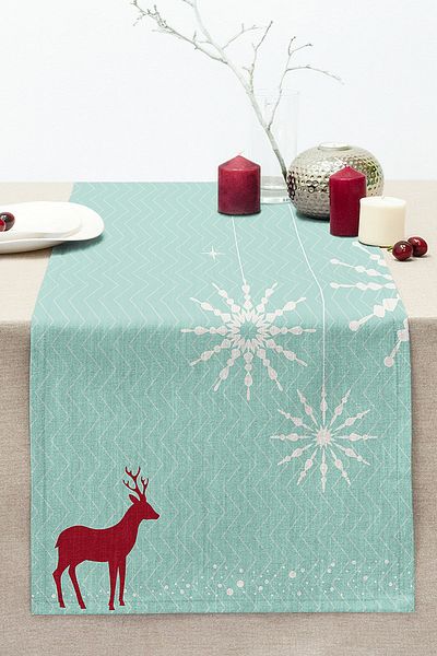 Realhomes Christmas Themed Digital Printed Stitched Raschel Knitted Runner