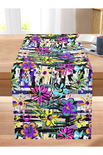 Realhomes Black and White Themed Flower Motif Stitched Raschel Knitted Runner
