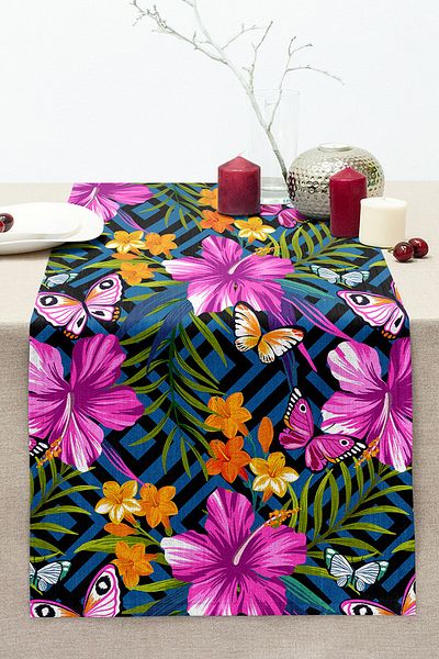 Realhomes Geometric Flowers with Blue Background Modern Design Stitched Raschel Knitted Runner