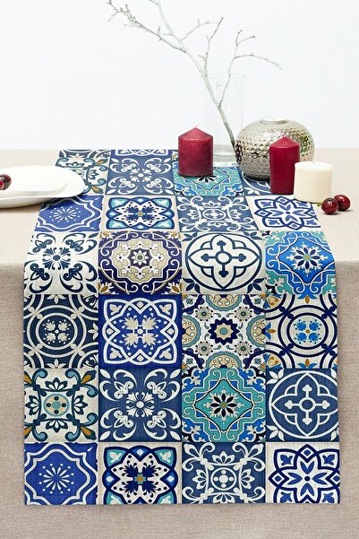 Realhomes Blue Checkered Tile Design Decorative Stitched Raschel Knitted Runner