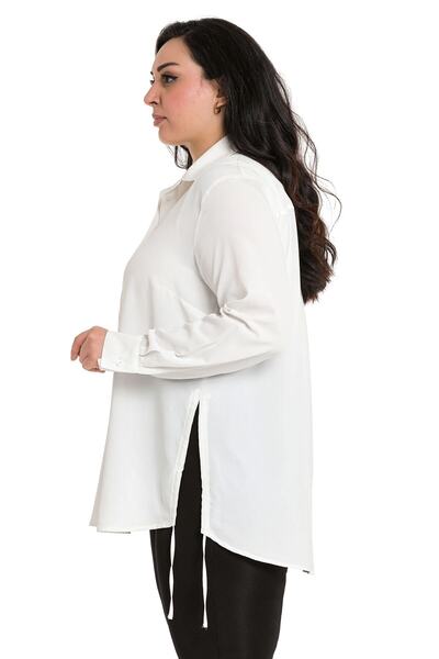 DISENTIS MODEST Nagy méretű, levélnyomott női fehér ing oldalsó nyakkendővel