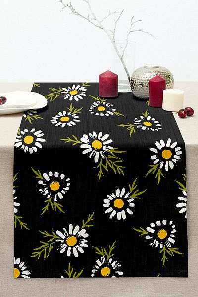 Realhomes Digital Printed Modern Stitched Raschel Knitted Runner with Daisy Pattern on Black Background