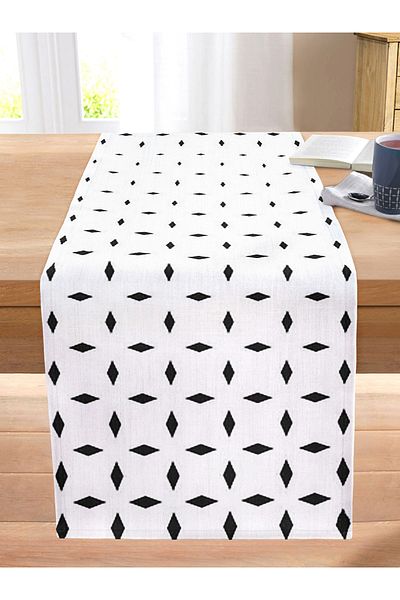 Realhomes Black and White Gradient Geometric Drawing Stitched Raschel Knitted Runner