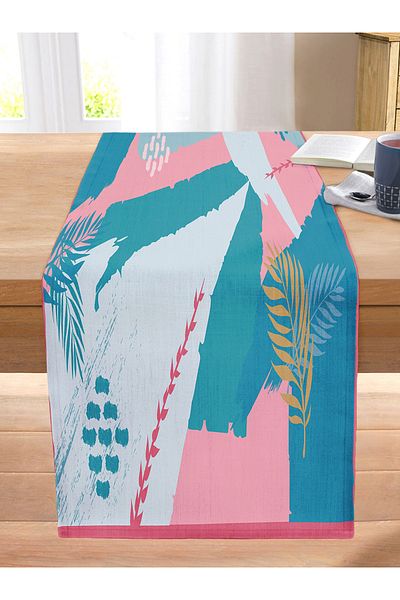 Realhomes Watercolor Geometric Design Digital Printed Stitched Raschel Knitted Runner