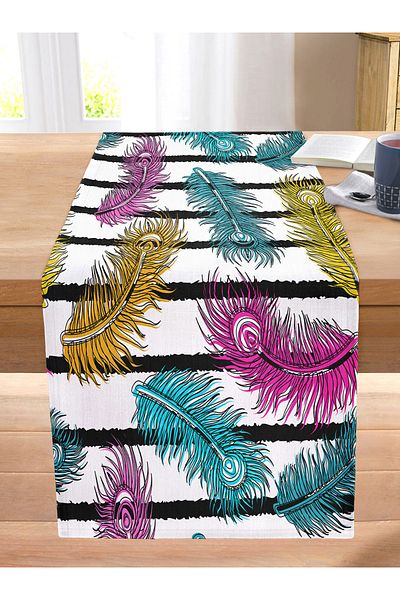 Realhomes Digital Printed Special Design Modern Stitched Raschel Knitted Runner with Feather Pattern on Striped Background
