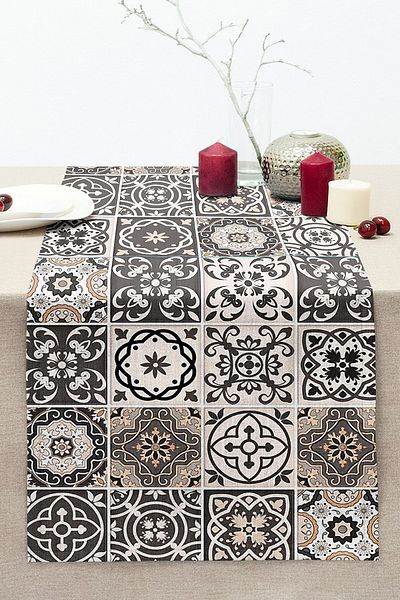 Realhomes Black Checkered Tile Motif Modern Stitched Raschel Knitted Runner